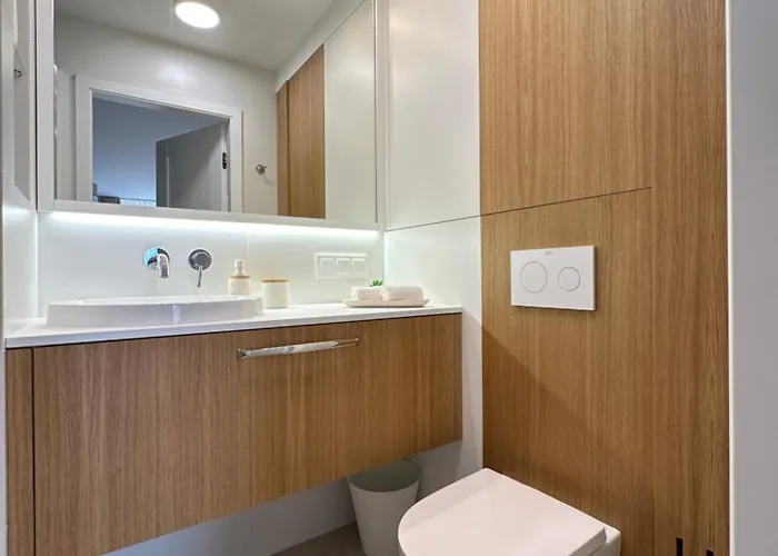 Trojmiejski Przystanek דירה